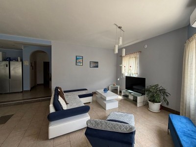 Holiday house Comfortable and spacious house near beach Gršćica, Korčula K-23487 - Outdoor photo 19