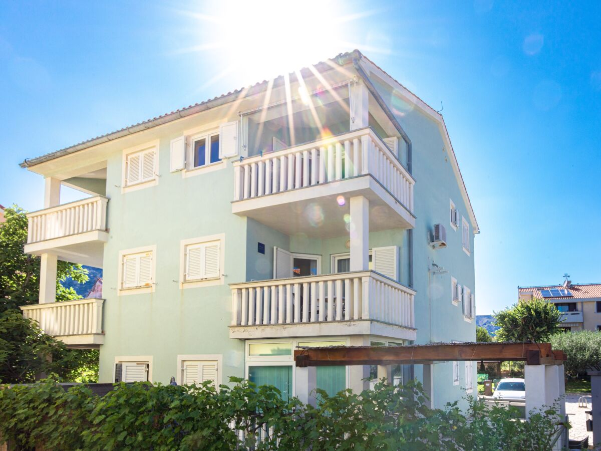 Apartment One bedroom apartment with terrace Baška, Krk A-23726-a