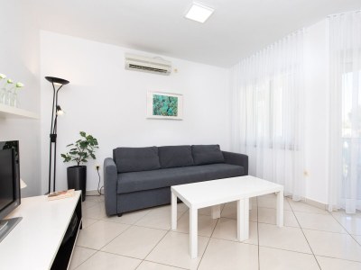 Apartment One bedroom apartment with terrace Baška, Krk A-23726-a - Outdoor photo 4