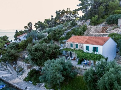 Apartment Seaside secluded apartments Cove Torac, Hvar - 4044 in Gdinj - Apartment