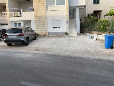 Apartment Three bedroom apartment with terrace and sea view Makarska A-19795-d - Outdoor photo 4