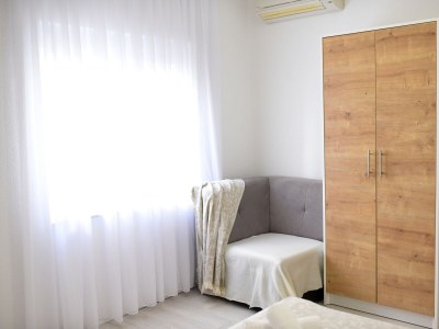 Apartment Three bedroom apartment with terrace and sea view Makarska A-19795-d - Outdoor photo 18