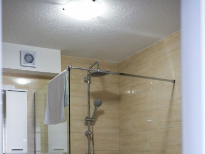 Apartment Three bedroom apartment with terrace and sea view Makarska A-19795-d - Outdoor photo 24