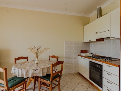 Apartment One bedroom apartment near beach Prigradica, Korčula A-14341-a - Outdoor photo 17