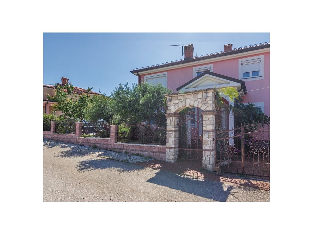Apartment One bedroom apartment with terrace Fratrici, Umag A-14384-b - Outdoor photo 4
