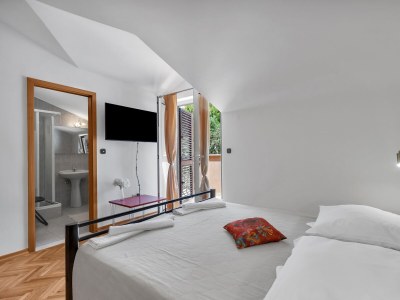 Holiday room with balcony and sea view Duće, Omiš S-10303-d - Outdoor photo 17