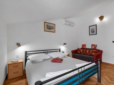 Holiday room with balcony and sea view Duće, Omiš S-10303-d - Outdoor photo 18