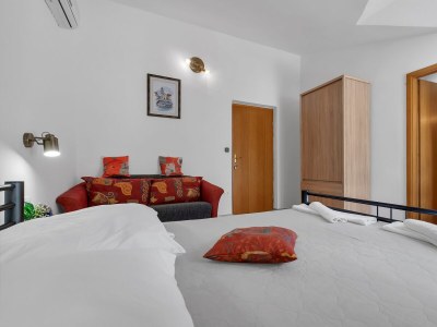 Holiday room with balcony and sea view Duće, Omiš S-10303-d - Outdoor photo 19