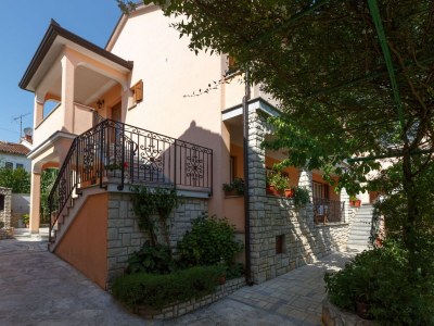 Apartment Three bedroom apartment with terrace Rovinj A-14153-a - Outdoor photo 6