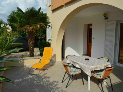 Apartment Two bedroom apartment with terrace Punat, Krk A-16307-a in Punat - Apartment