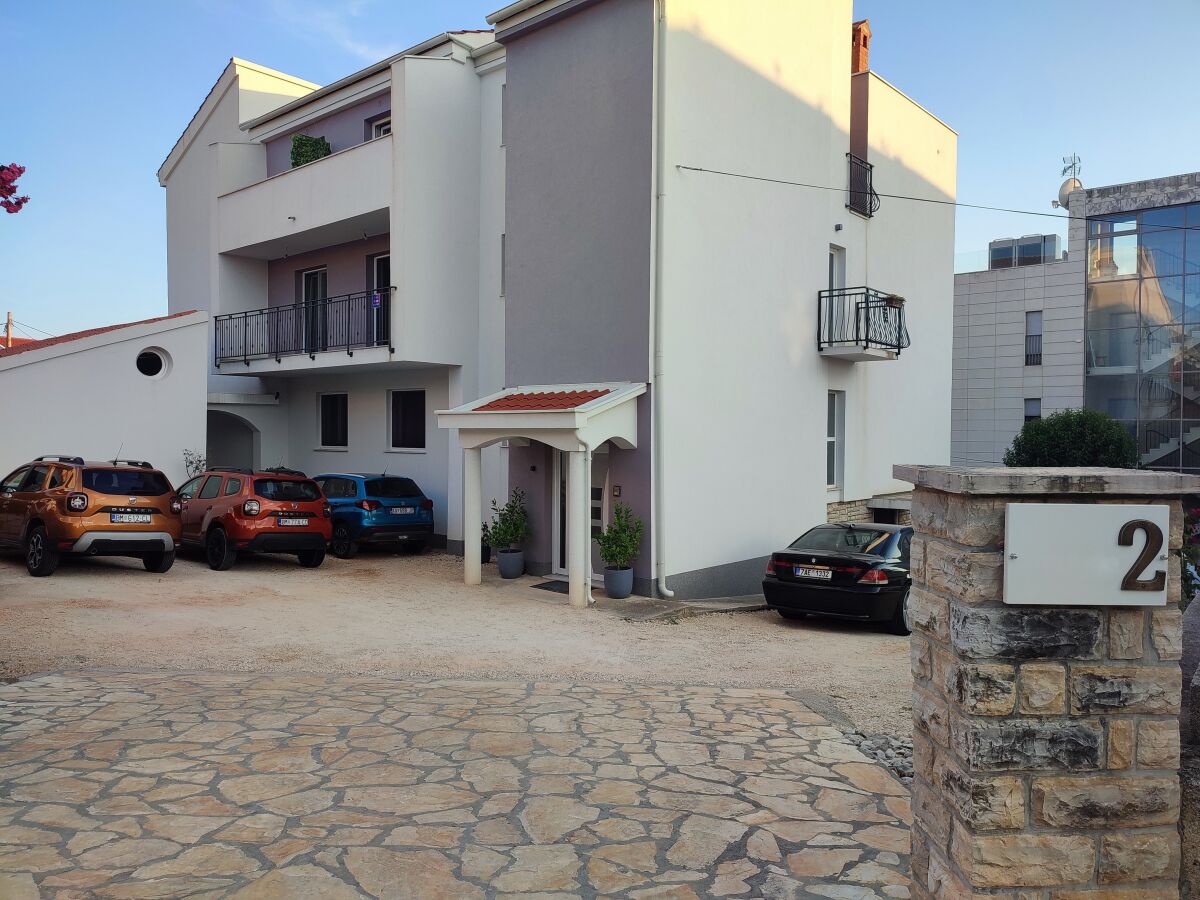 Apartment Two bedroom apartment with terrace and sea view Zadar - Diklo, Zadar A-16369-a - Outdoor photo 2