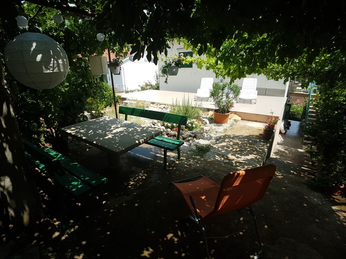 Apartment Two bedroom apartment with terrace and sea view Marina, Trogir A-14191-a - Outdoor photo 4