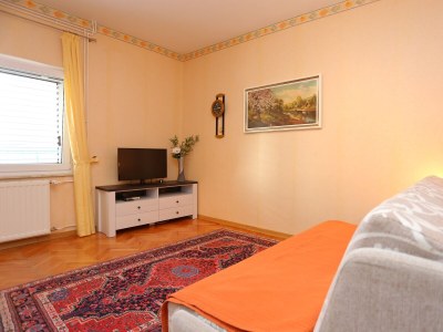 Apartment Two bedroom apartment with terrace and sea view Duće, Omiš A-16406-a - Outdoor photo 14