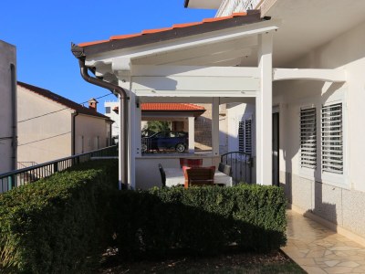 Apartment Two bedroom apartment with terrace and sea view Duće, Omiš A-16406-a - Outdoor photo 36