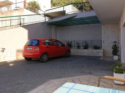 Apartment Two bedroom apartment with terrace and sea view Duće, Omiš A-16406-a - Outdoor photo 41