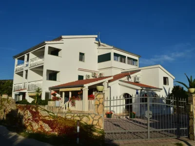 Apartment Two bedroom apartment with balcony Cove Ljubljeva, Trogir A-14314-a in Marina - Apartment