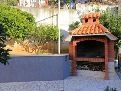 Apartment Two bedroom apartment with terrace and sea view Duće, Omiš A-16406-b - Outdoor photo 9