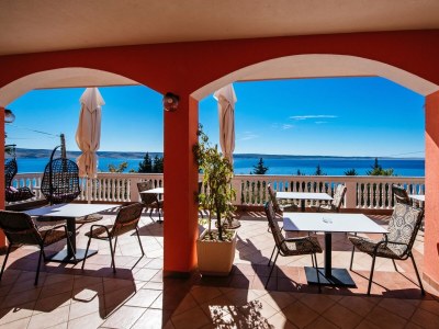 Apartment One bedroom apartment with terrace and sea view Starigrad, Paklenica A-16421-c - Outdoor photo 8