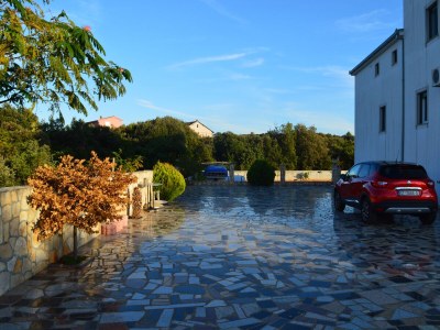 Apartment Two bedroom apartment with balcony and sea view Cove Ljubljeva, Trogir A-14314-d - Outdoor photo 16