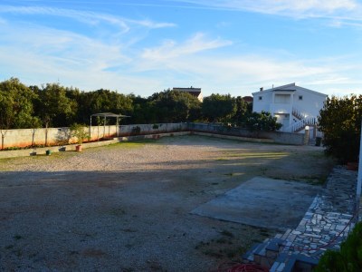 Apartment Two bedroom apartment with balcony and sea view Cove Ljubljeva, Trogir A-14314-d - Outdoor photo 17