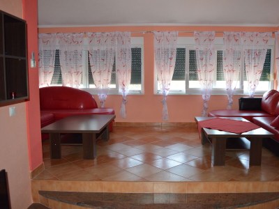 Apartment Two bedroom apartment with balcony and sea view Cove Ljubljeva, Trogir A-14314-d - Outdoor photo 18