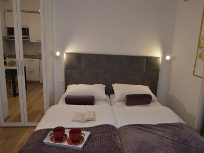 Apartment Studio flat with balcony and sea view Starigrad, Paklenica AS-16421-a - Outdoor photo 17