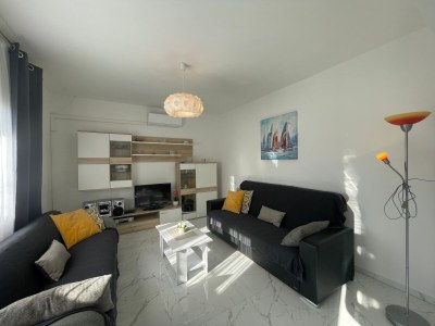 Apartment Two bedroom apartment near beach Vinišće, Trogir A-16485-a - Outdoor photo 7