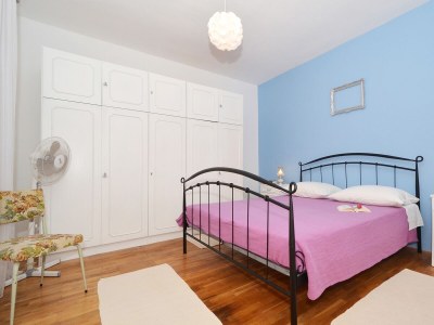 Apartment Two bedroom apartment near beach Vinišće, Trogir A-16485-a - Outdoor photo 18