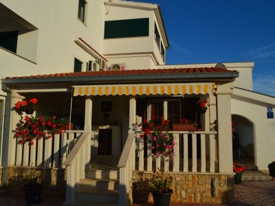 Apartment Three bedroom apartment with terrace Cove Ljubljeva, Trogir A-14314-e - Outdoor photo 38