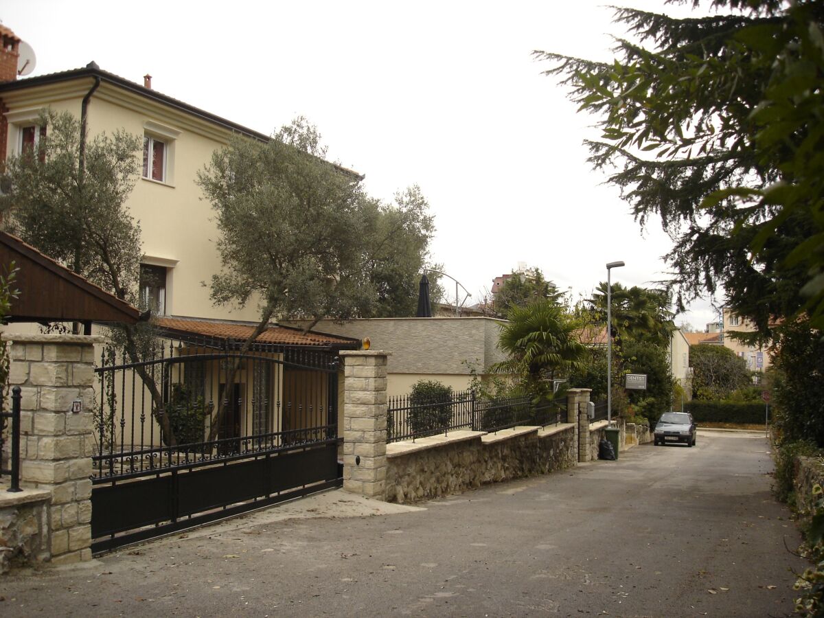 Apartment One bedroom apartment with balcony Rovinj A-16498-b - Outdoor photo 3