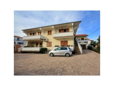 Apartment Three bedroom apartment with balcony Sukošan, Zadar A-16641-b - Outdoor photo 2