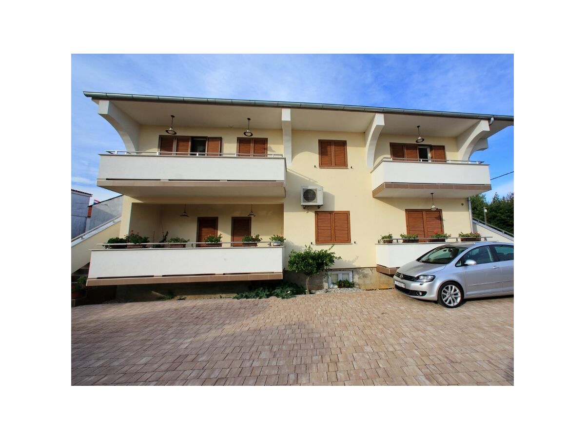 Apartment One bedroom apartment with terrace Sukošan, Zadar A-16641-c - Outdoor photo 5