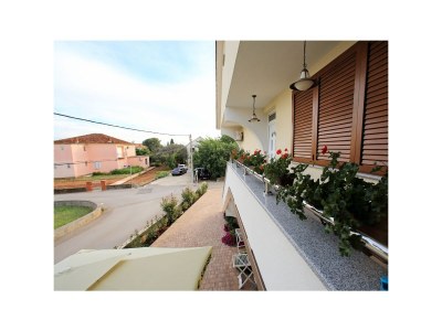 Apartment One bedroom apartment with terrace Sukošan, Zadar A-16641-c - Outdoor photo 4