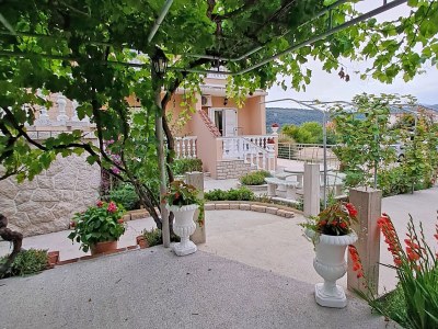 Apartment Two bedroom apartment with terrace and sea view Supetarska Draga - Donja, Rab A-14425-d - Outdoor photo 19