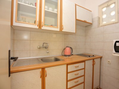 Apartment Two bedroom apartment with balcony and sea view Supetar, Brač A-16656-b - Outdoor photo 12