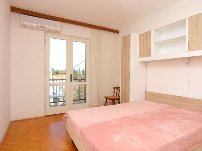 Apartment Two bedroom apartment with balcony and sea view Supetar, Brač A-16656-b - Outdoor photo 13