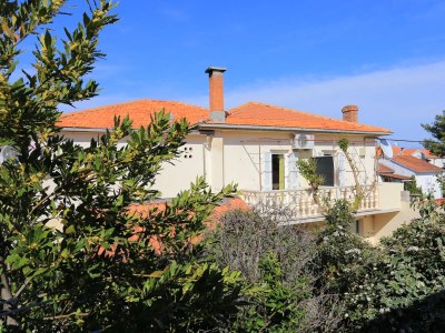Apartment Two bedroom apartment with balcony and sea view Supetar, Brač A-16656-c - Outdoor photo 3