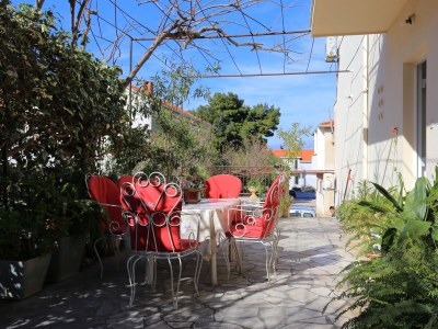 Apartment Two bedroom apartment with balcony and sea view Supetar, Brač A-16656-c - Outdoor photo 5