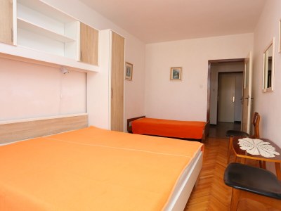 Apartment Two bedroom apartment with balcony and sea view Supetar, Brač A-16656-c - Outdoor photo 14