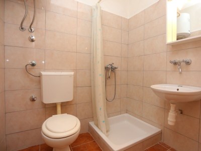 Apartment Two bedroom apartment with balcony and sea view Supetar, Brač A-16656-c - Outdoor photo 17