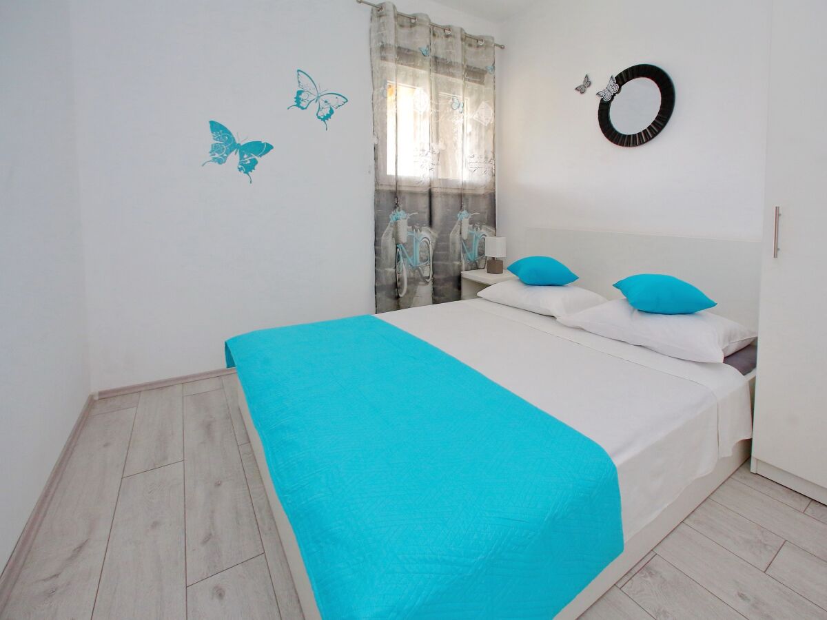 Apartment Two bedroom apartment with terrace Bibinje, Zadar A-14436-b