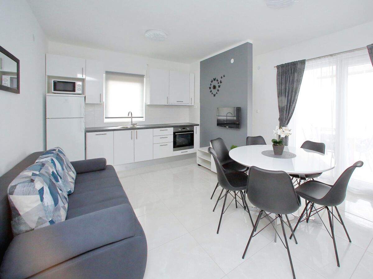 Apartment Two bedroom apartment with terrace Bibinje, Zadar A-14436-b - Outdoor photo 3