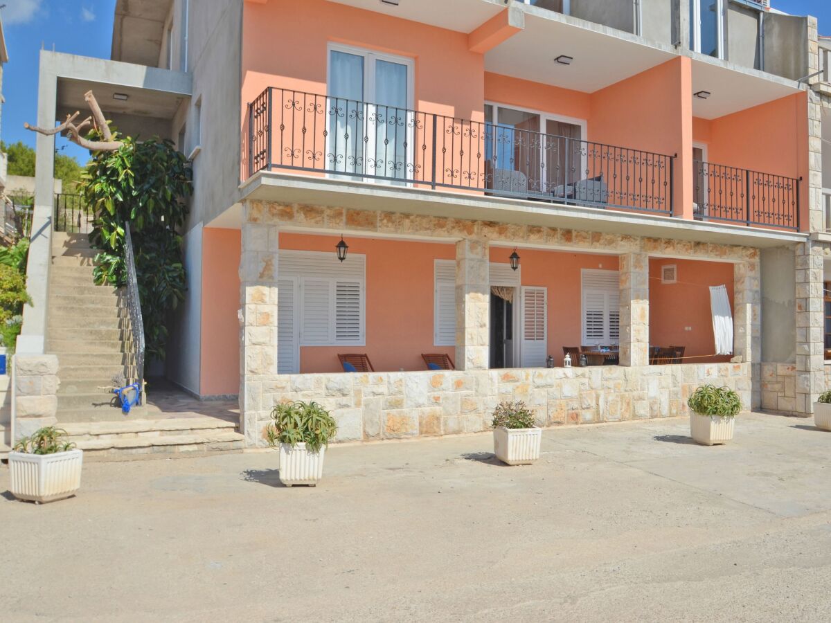 Apartment Two bedroom apartment near beach Prižba, Korčula A-14499-a - Outdoor photo 3