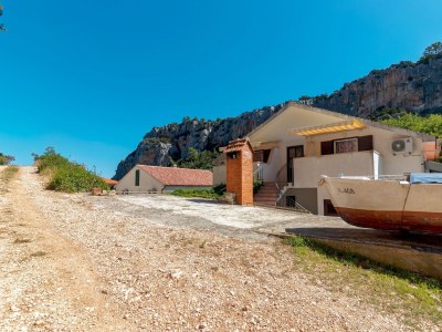 Apartment One bedroom apartment with balcony and sea view Cove Vela Stiniva, Hvar A-14511-c - Outdoor photo 13