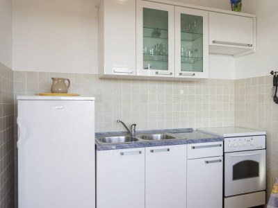 Apartment Two bedroom apartment with terrace and sea view Supetarska Draga - Gonar, Rab A-16738-a - Outdoor photo 8