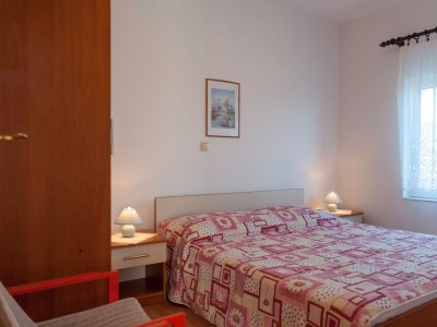 Apartment Two bedroom apartment with terrace and sea view Supetarska Draga - Gonar, Rab A-16738-a - Outdoor photo 10