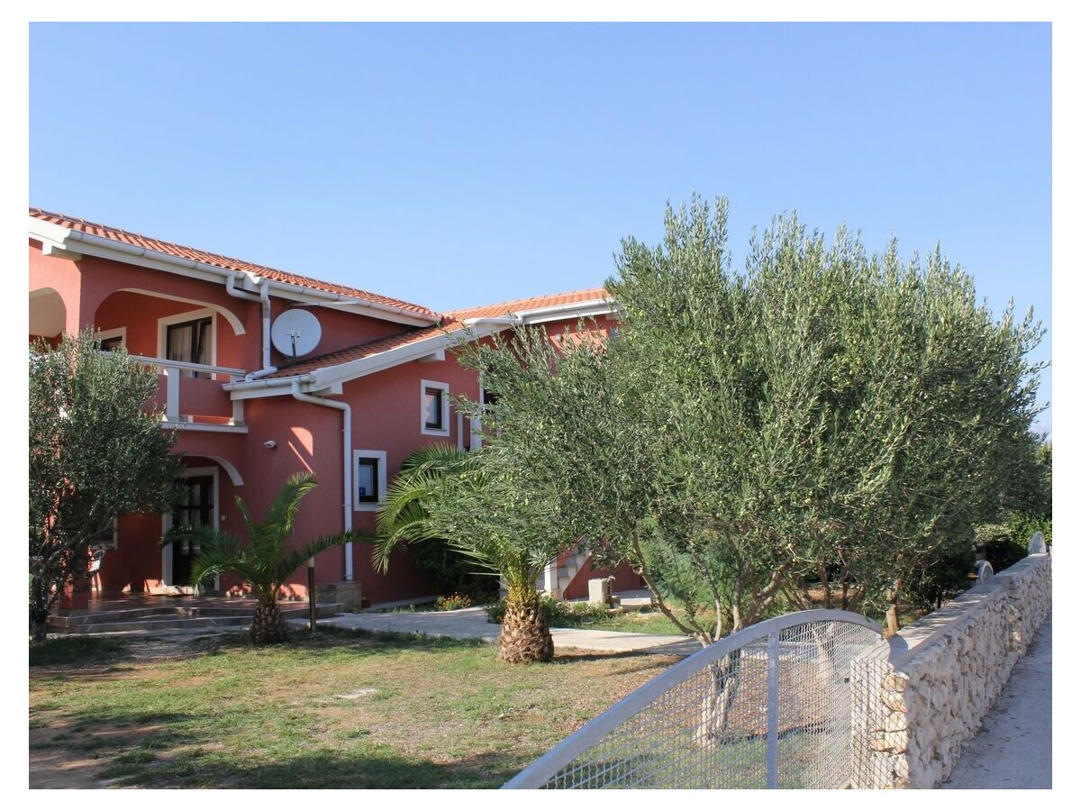 Apartment Two bedroom apartment with terrace Vir A-16768-a - Outdoor photo 3