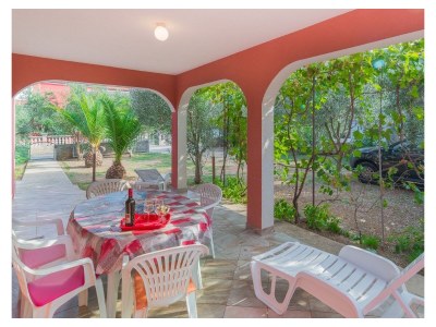 Apartment Two bedroom apartment with terrace Vir A-16768-a in Vir - Apartment