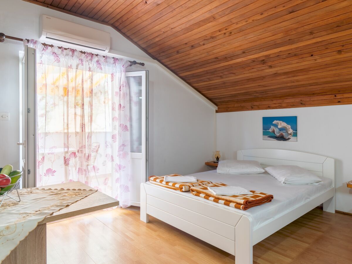 Apartment Studio flat with balcony Cove Vela Stiniva, Hvar AS-14511-c