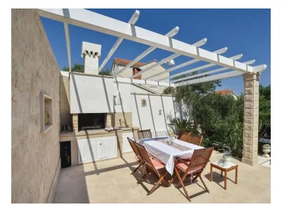 Apartment Two bedroom apartment with terrace and sea view Supetar, Brač A-16774-b - Outdoor photo 8